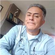 Profesor de ciencias sociales con experiencia en temas políticos y culturales